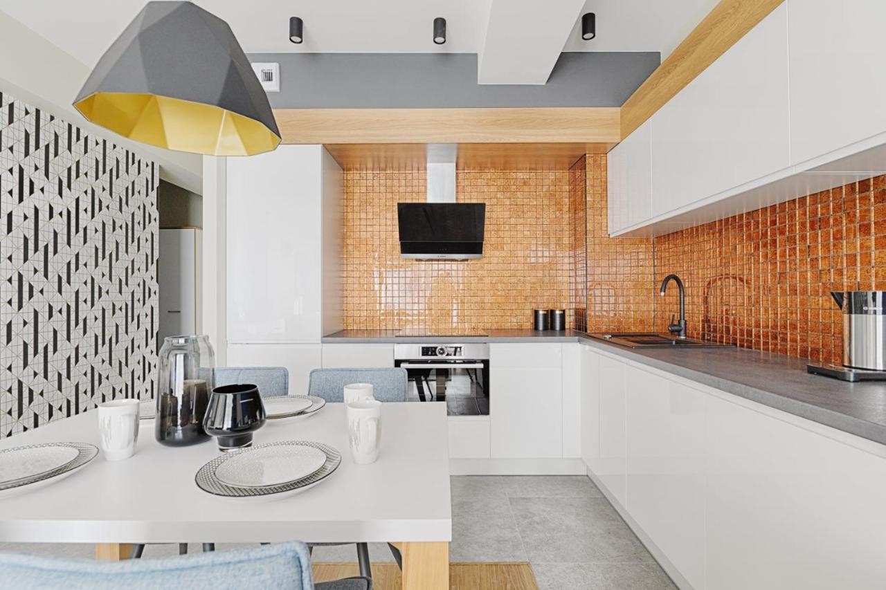 Sea Breeze Apartment ジブヌベク エクステリア 写真